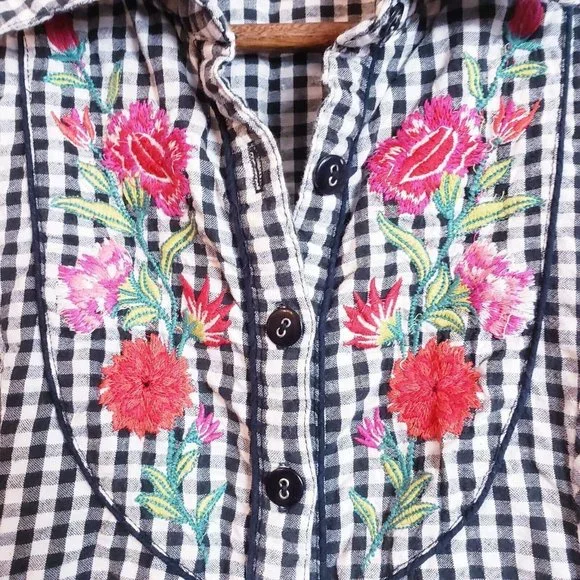 109°F Womens Top Large Black Plaid Gingham Embroidered Floral Cottagecore - Picture 5 of 16